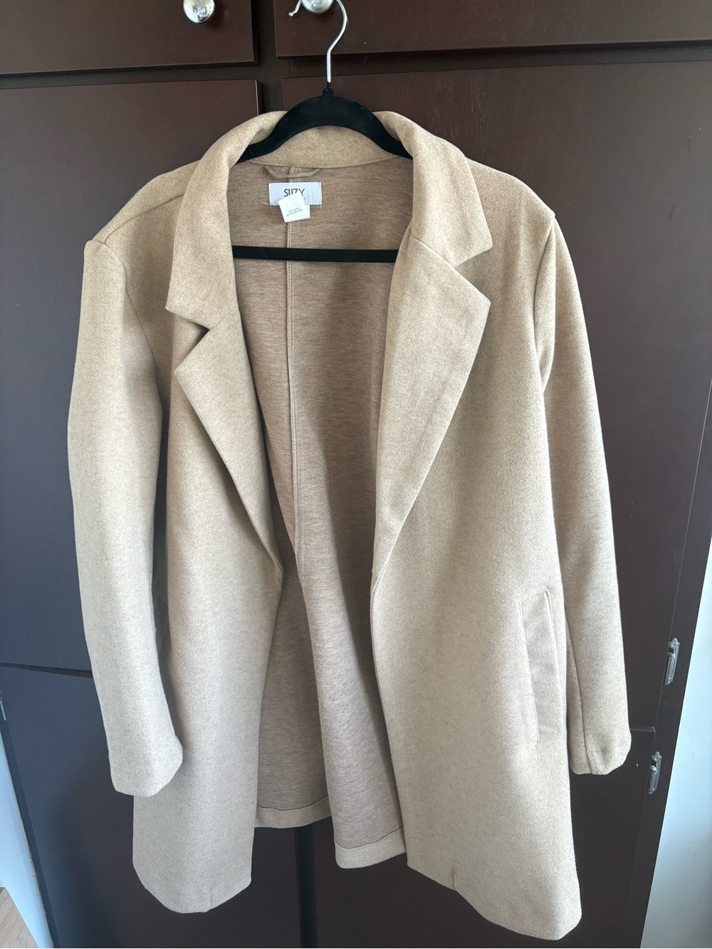 Suzy Shier women’s camel color lightweight coat size XL